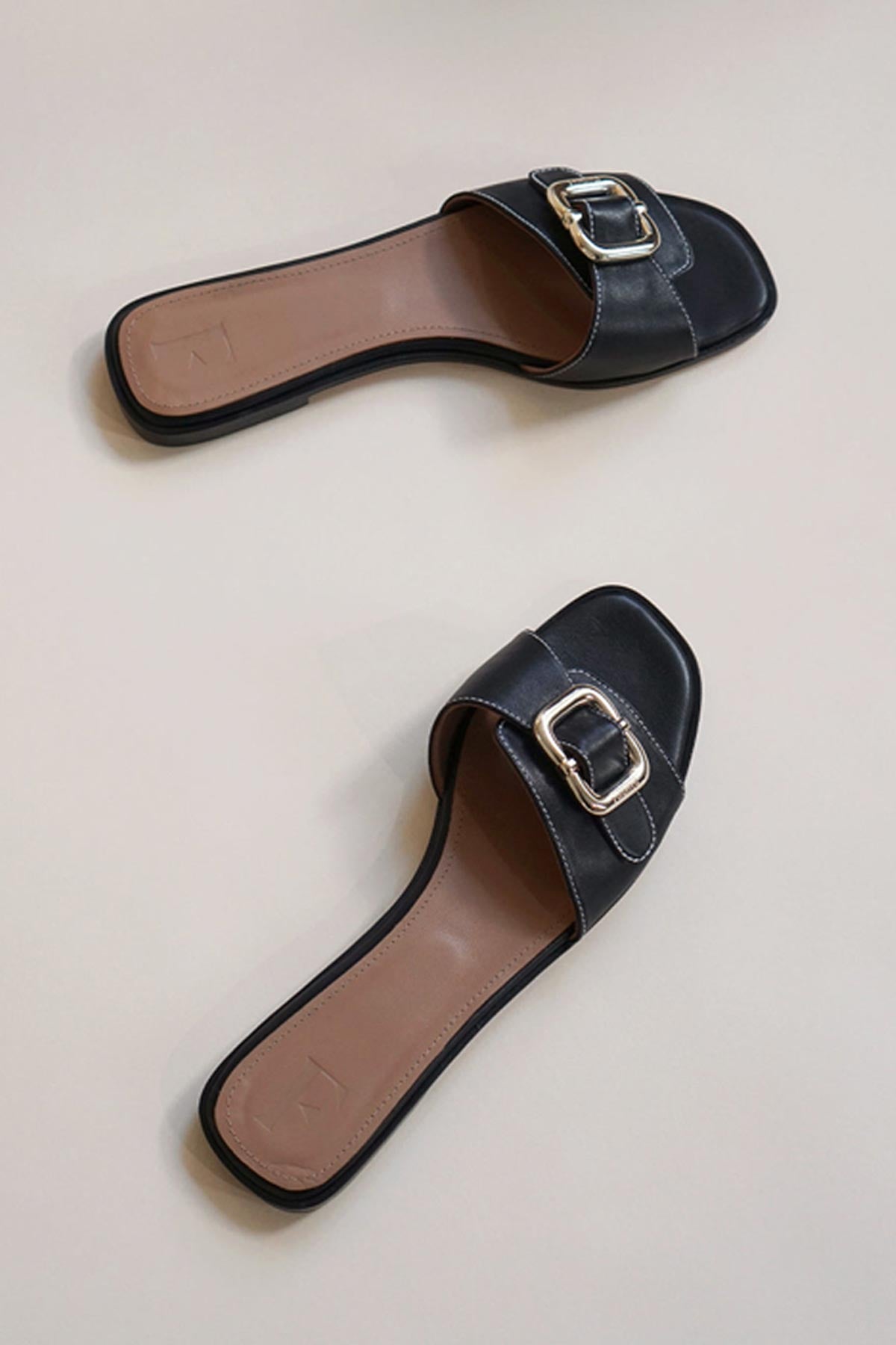 Mimi Leather Slide